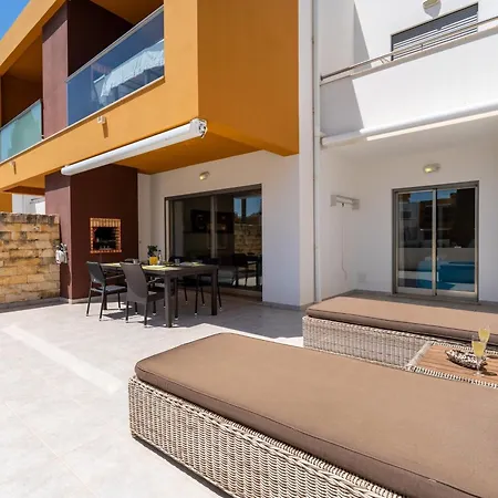 Apartman Avec Terrasse Et Acces A La Piscine A - Pt-1-50